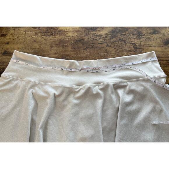 Old Navy Active Cloud+ Womens Cream XL Pullon Go-Dry Skort Outdoors - Picture 4 of 9
